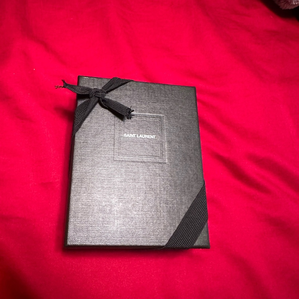 Saint Laurent Leather Black Card Holder - Picture 8 of 9